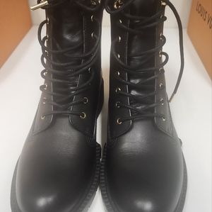New Women's Coach Lorimer Leather Lace up boots